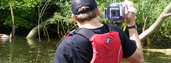 WATERTIGHT_Special camera equipment was used on the water. (DoE-BrPr_42)