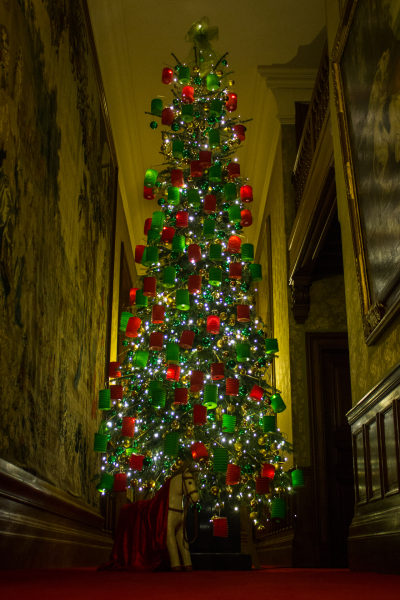 Although not all parts of the house were open, even the inaccessible corridors were decorated.