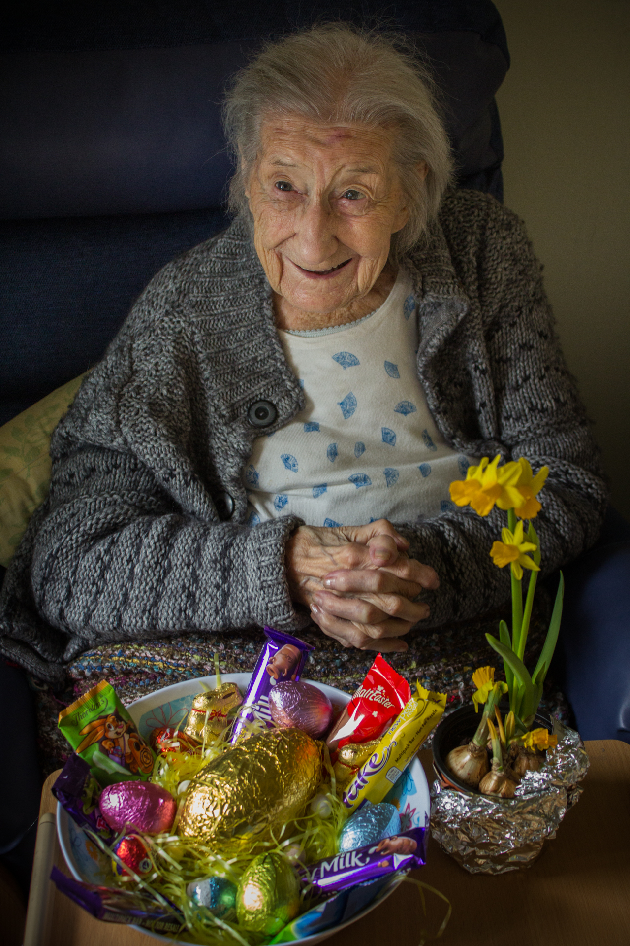 Dorothy seemed thrilled with the chocolate goodies we brought her.